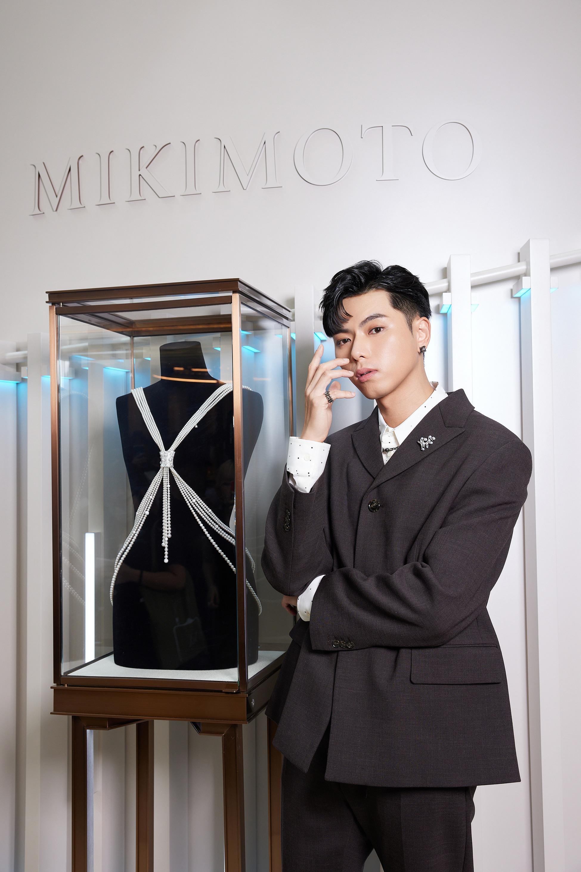 193出席MIKIMOTO ifc mall 130周年期間限定店《A LOVE LETTER TO THE SEA.》開幕。