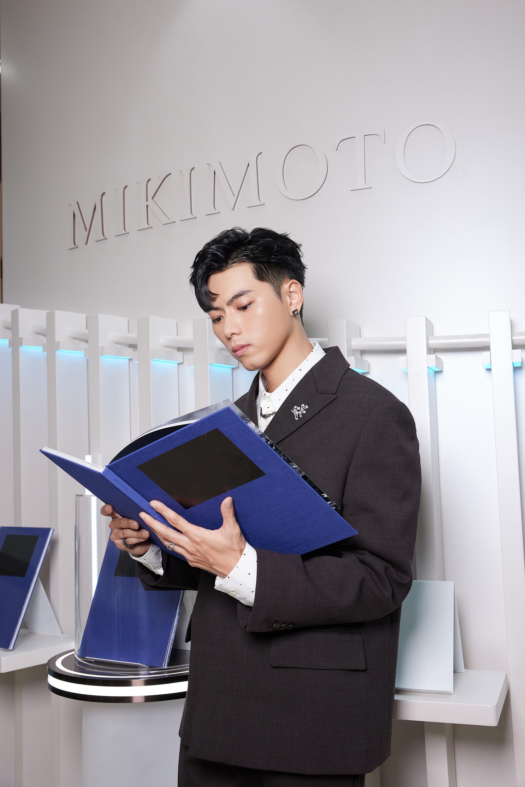 193出席MIKIMOTO ifc mall 130周年期間限定店《A LOVE LETTER TO THE SEA.》開幕。