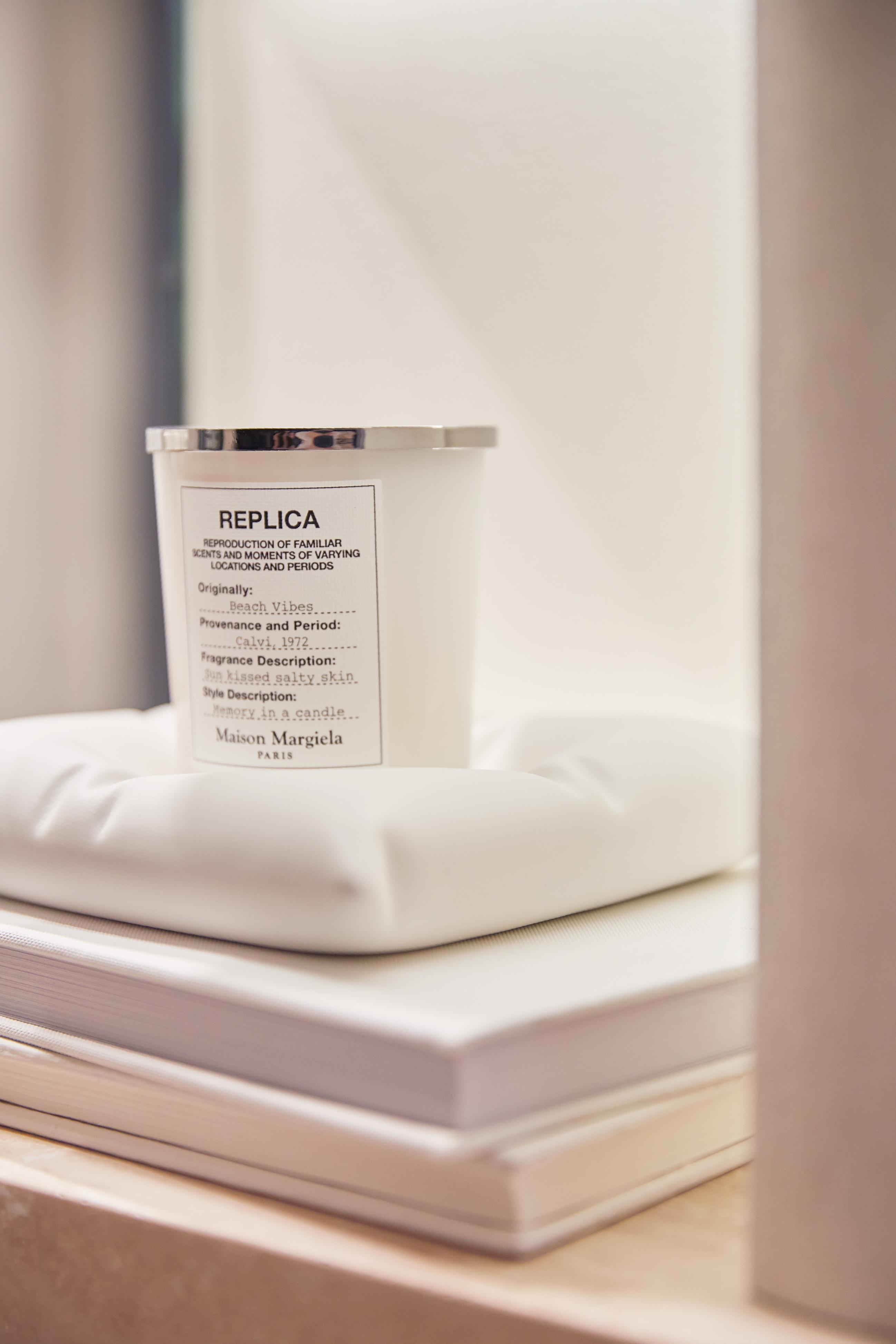 如cushion般的蠟燭台,同樣有售。