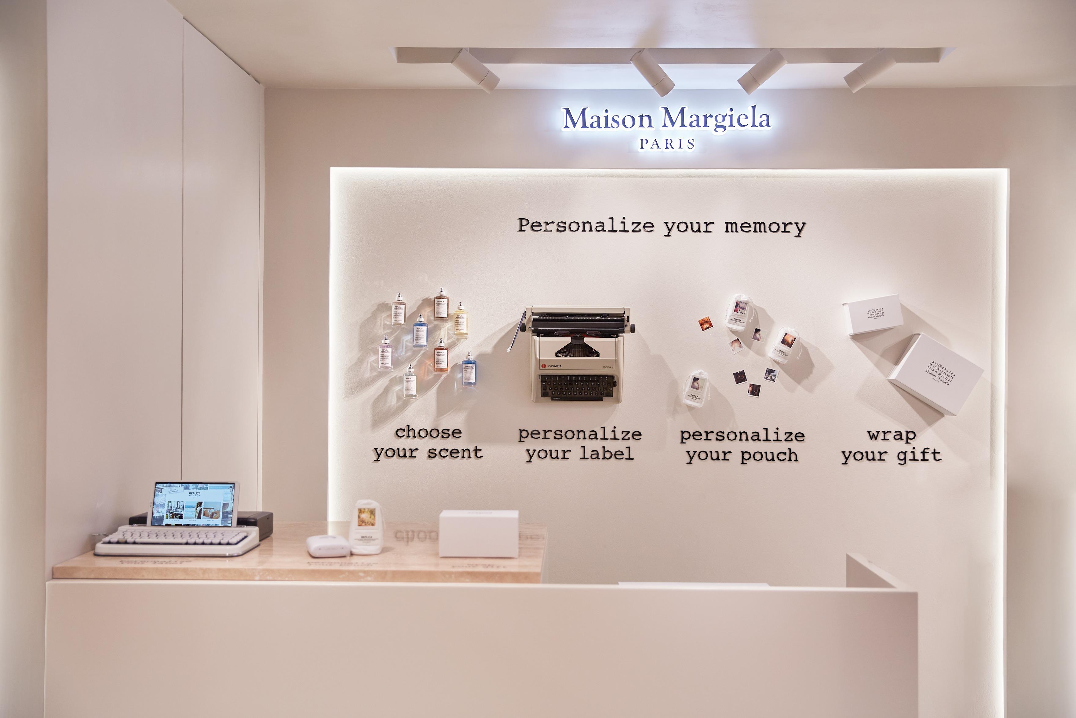 專門店亦設置個性化體驗服務,凡購買100ml香水,均可製作個人專屬的紀念品。