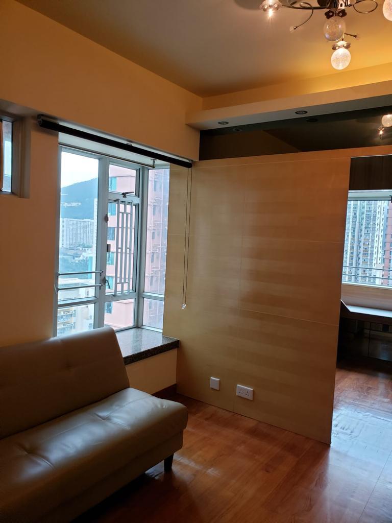 單位位於高層,視野及光線不俗,內部裝修亦相當企理新淨。(代理提供)