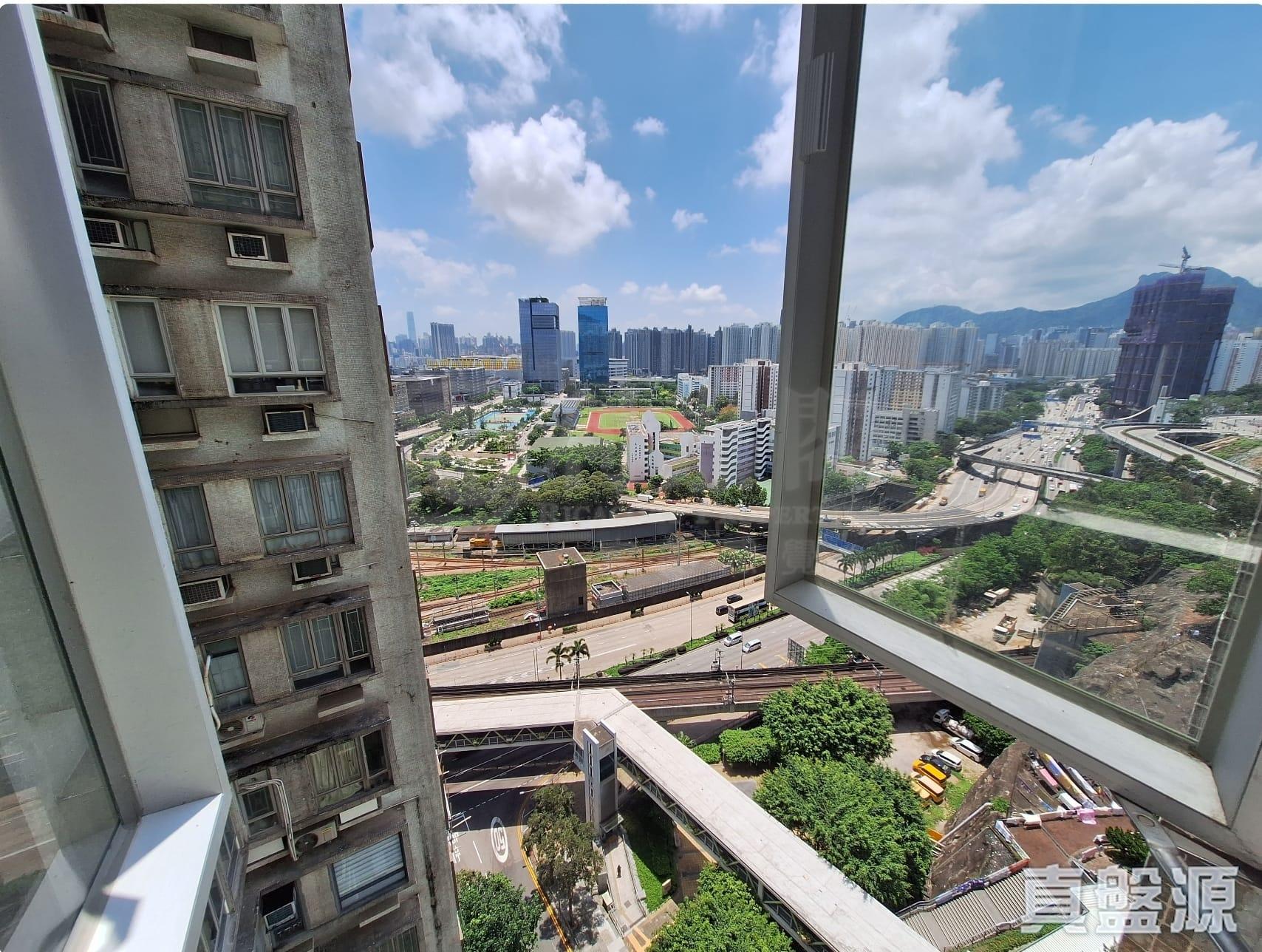 單位景觀非常遼闊開揚,甚至可遠望少許港島區景致。(代理提供)