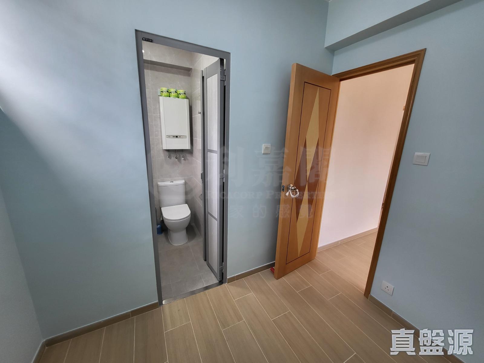 浴室設於其中一間睡房。(代理提供)