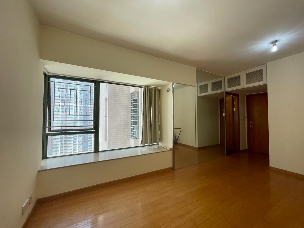 大廳間隔寬敞實用。(代理提供)