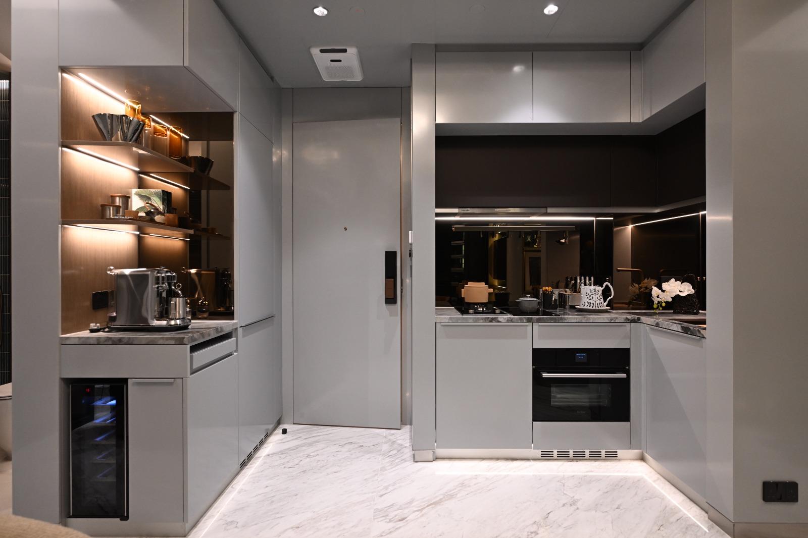 BAKER CIRCLE‧GREENWICH 27樓A室套兩房連儲物房示範單位。(陳奕釗攝)