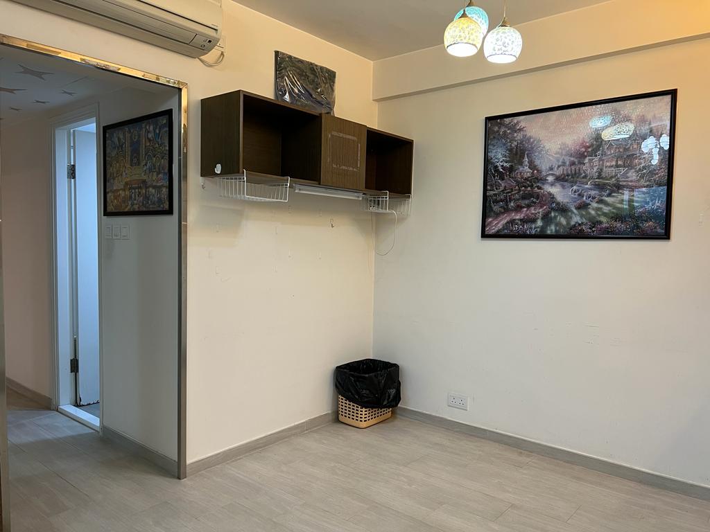 大廳間隔闊落實用。(代理提供)