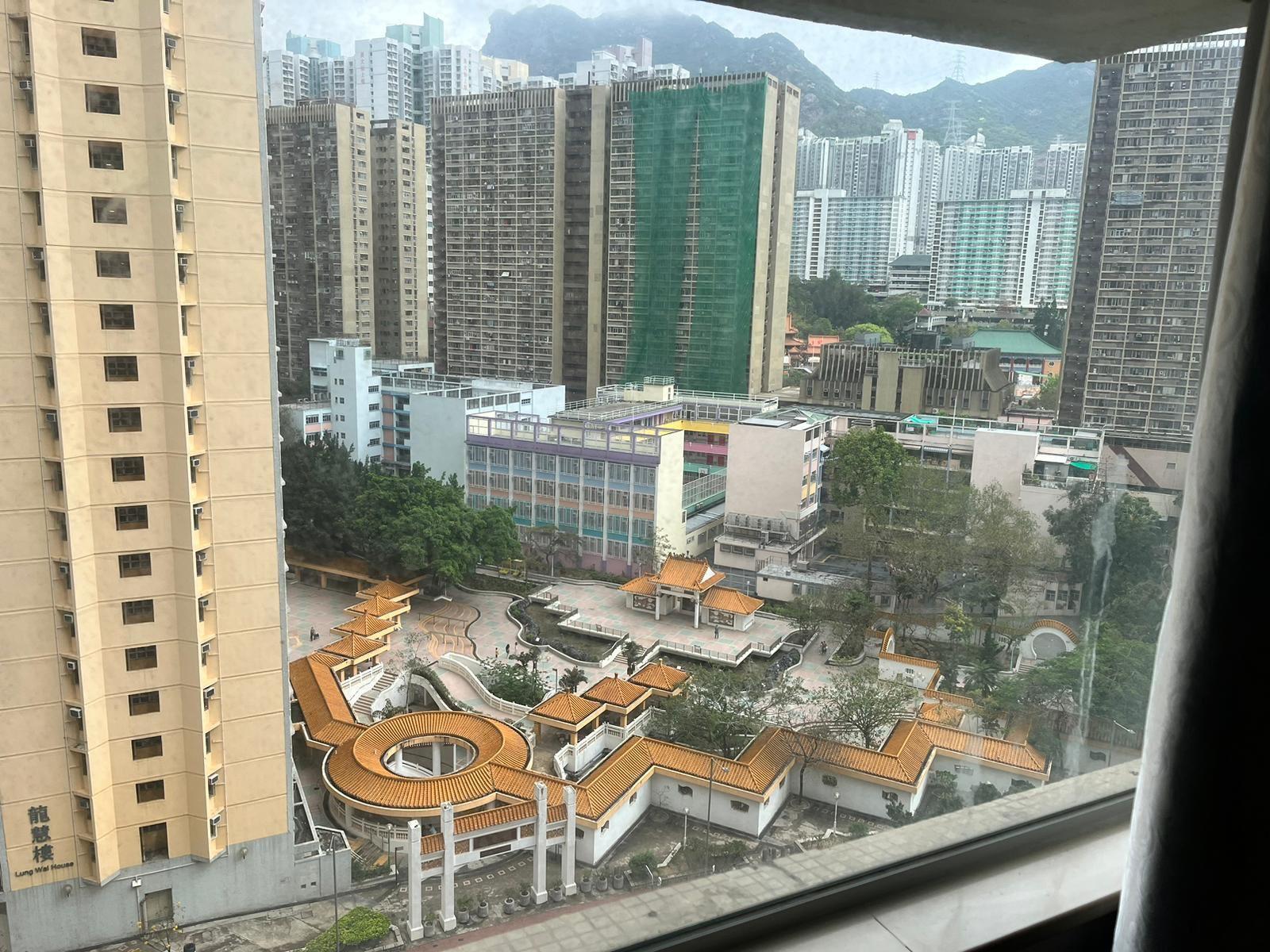 單位景觀市景、園景及部分山景為主,景致開揚。(代理提供)