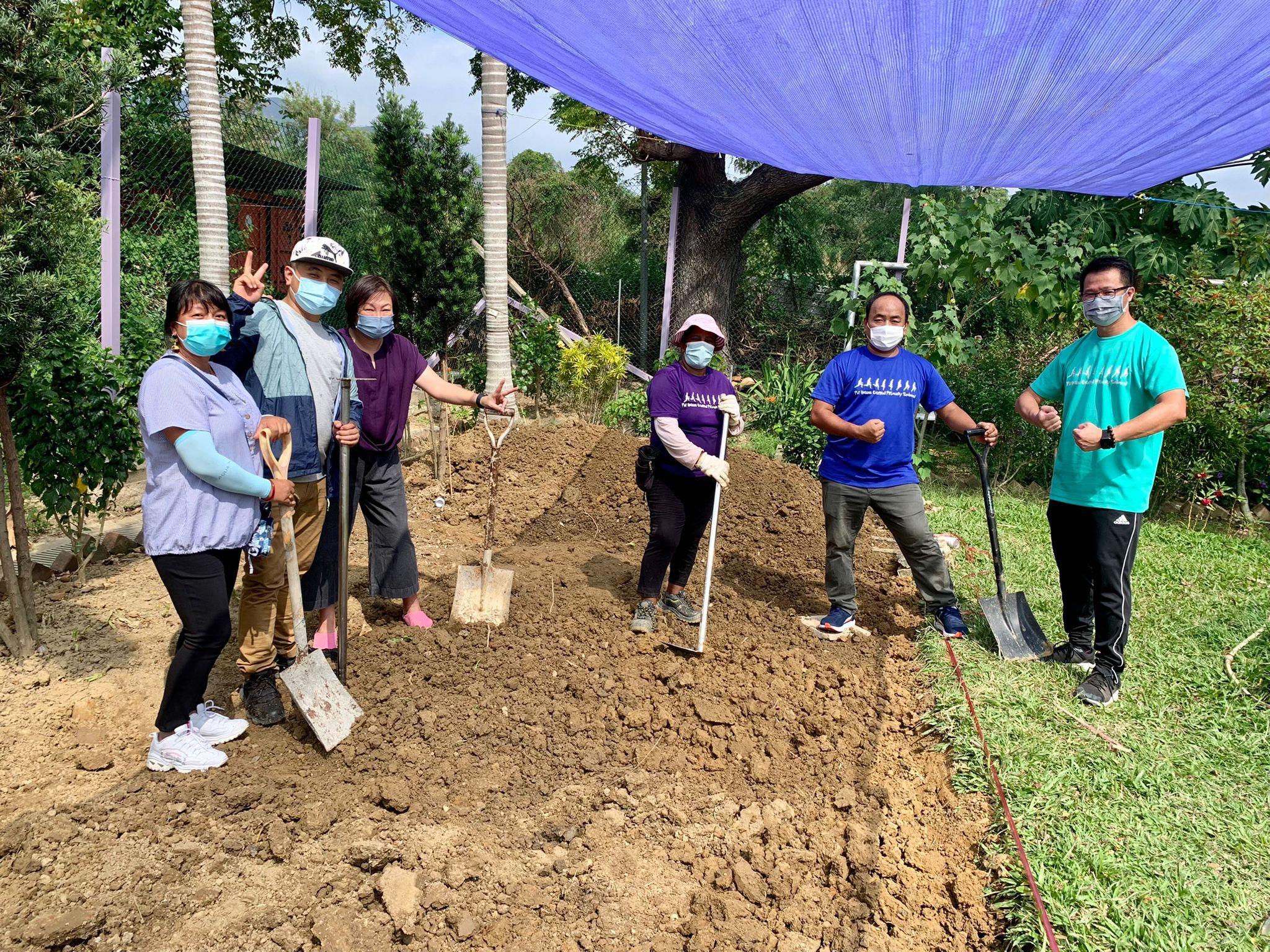 煤氣公司物聯網系統支援水耕運作,將系統免費向學校推廣,元朗八鄉中心小學成為首間採用該系統的學校。