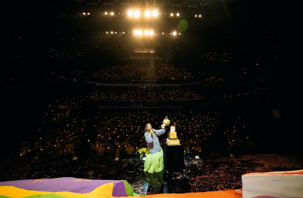 容祖兒的《ANOTHER SIDE….JOEY•MY SECRET•LIVE》演唱會開足34場。