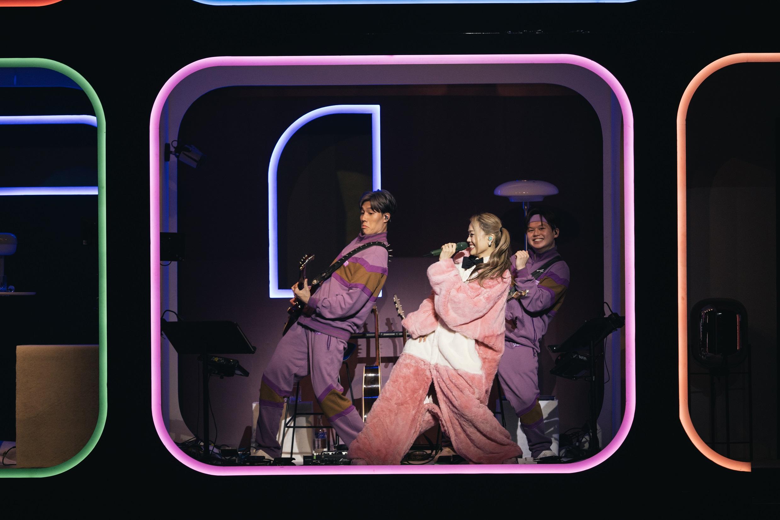 容祖兒《ANOTHER SIDE...JOEY•MY SECRET•LIVE》演唱會