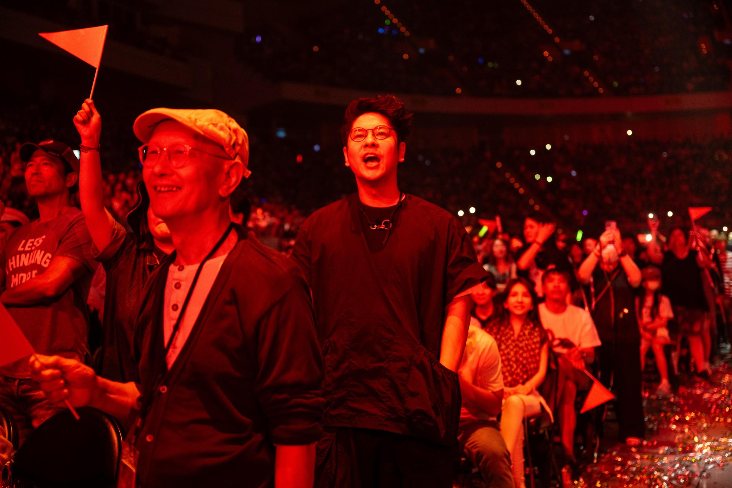 Eason於台北小巨蛋開show,許廷鏗特地飛住台灣支持。