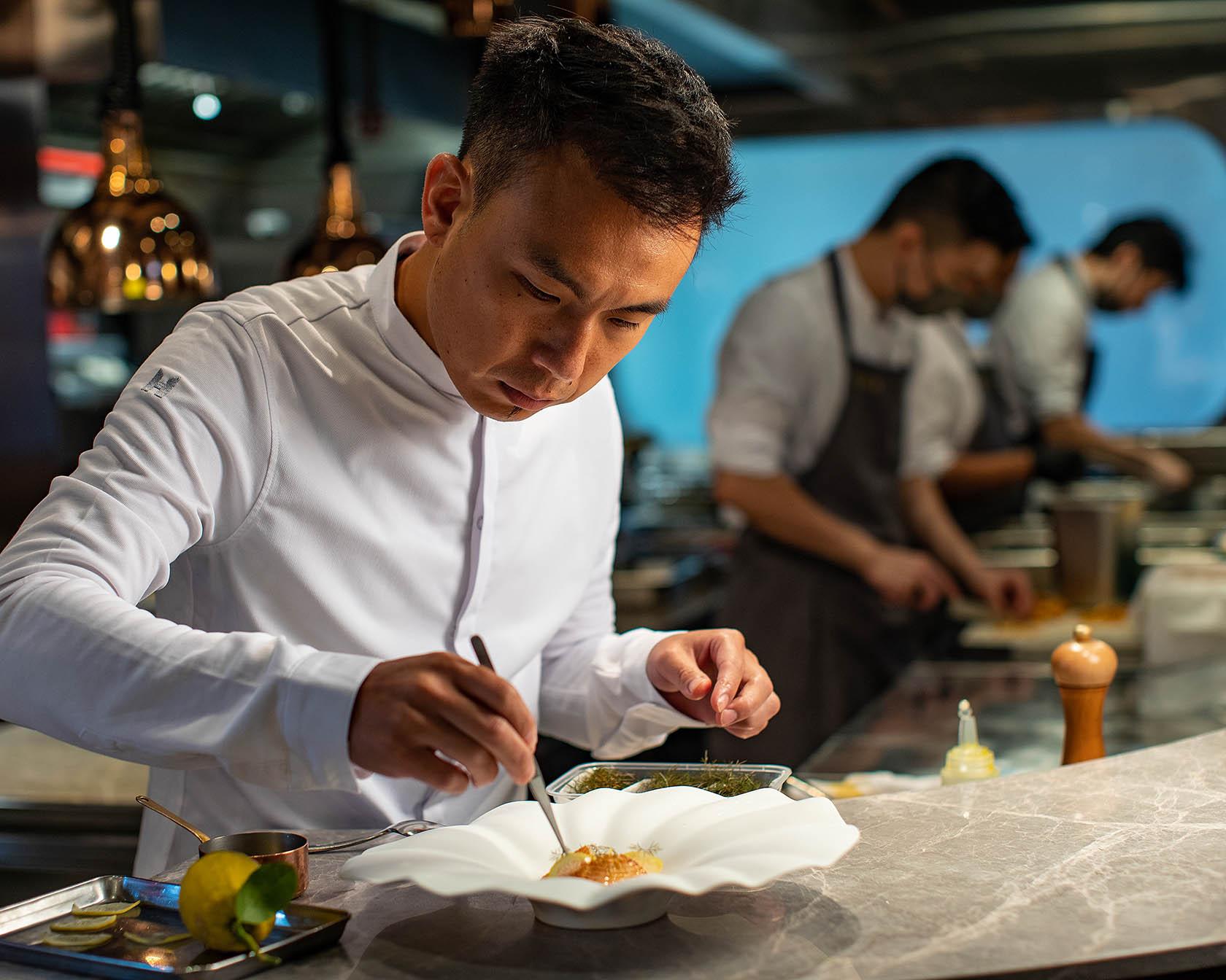 Vea的Chef Vicky設計了以烤扇貝配檸檬奶醬,Grande Cuvee的淡薑味提升了扇貝的鮮味。