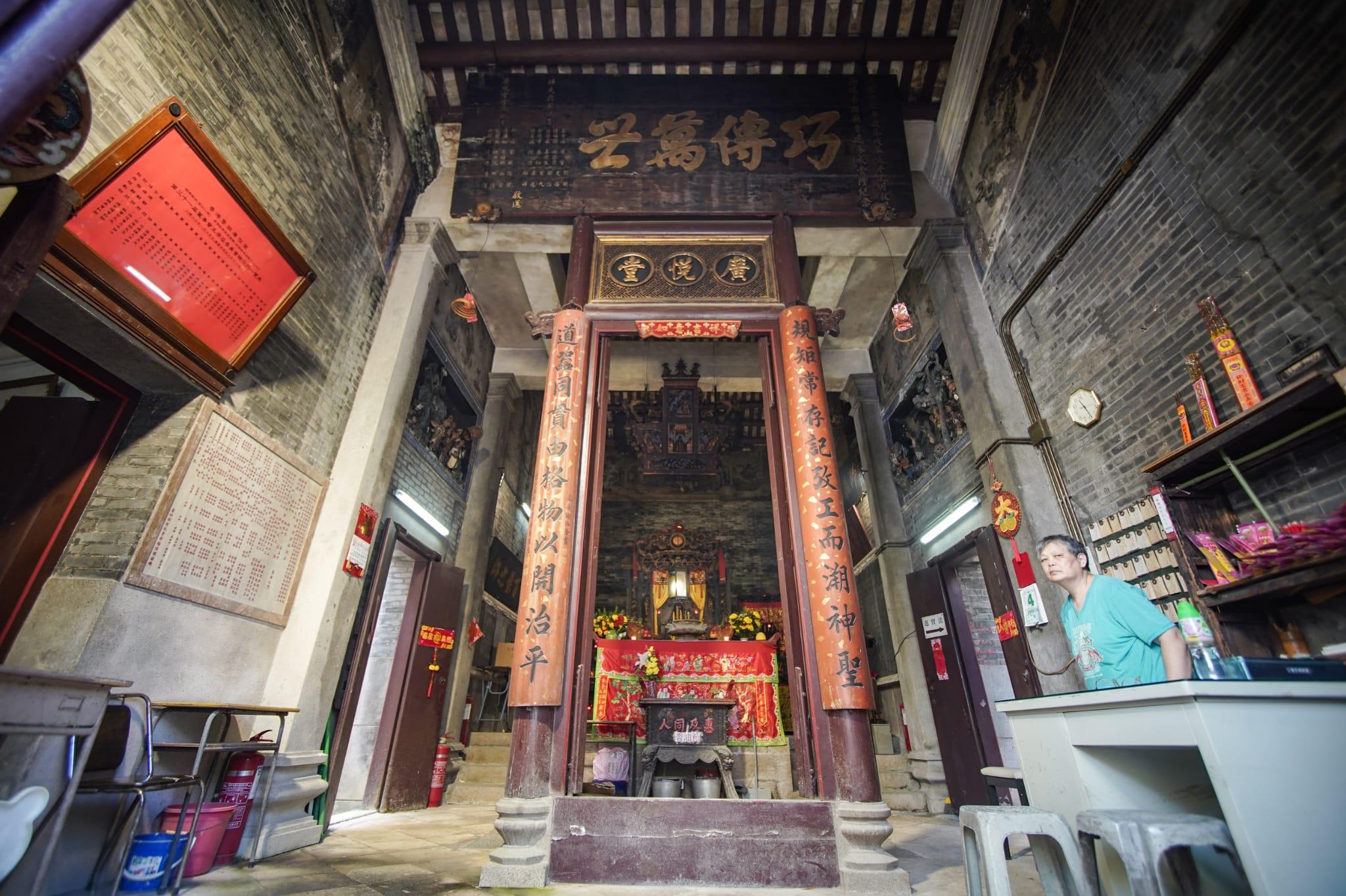 何永賢冀改善劏房戶居住環境。 (李睿哲攝)