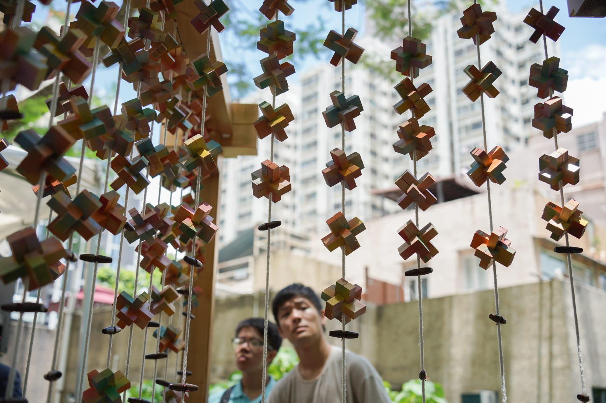 何永賢冀改善劏房戶居住環境。 (李睿哲攝)