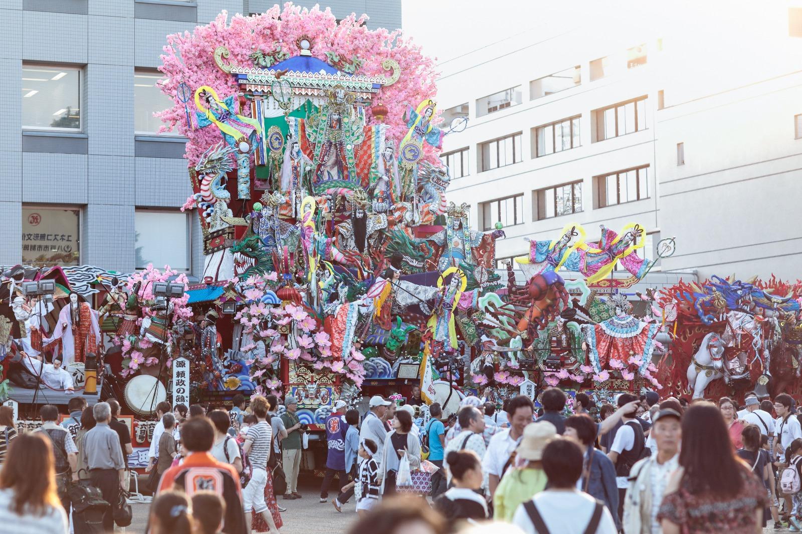 青森祭典_八戶三社大祭03: 有接近3百年歷史八戶三社大祭於每年7月31日至8月4日在青縣八戶市舉行。