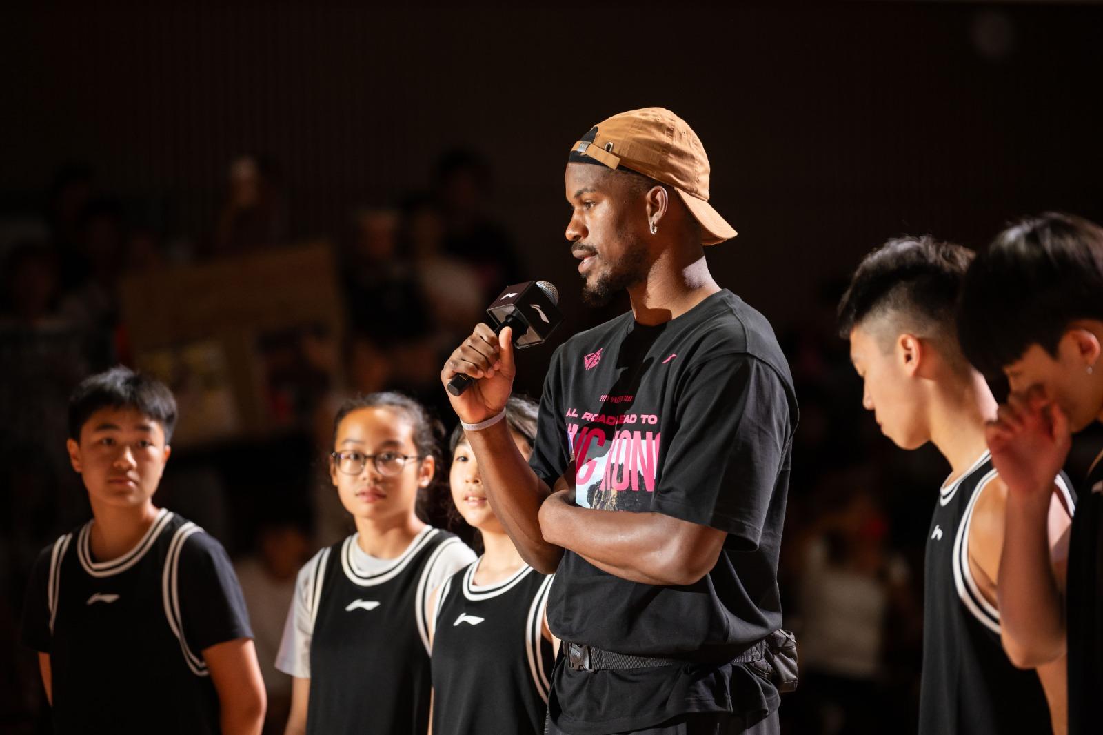 畢拿Jimmy Butler香港技術挑戰賽。(公關提供)