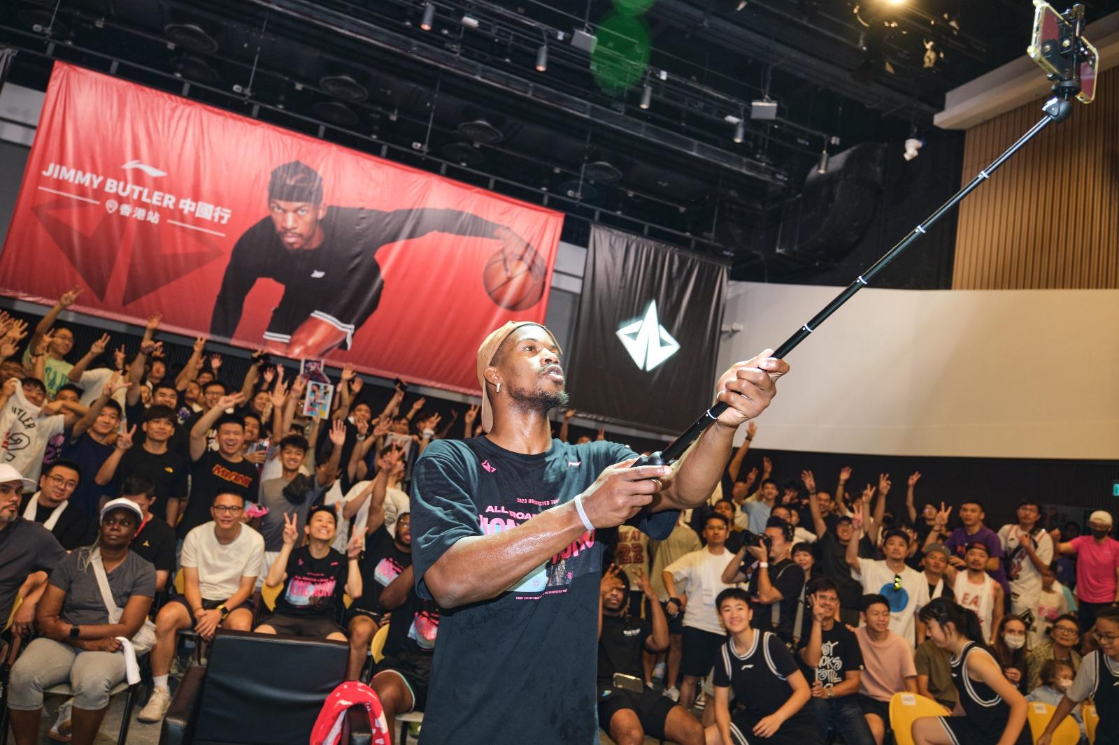 畢拿Jimmy Butler香港技術挑戰賽。(公關提供)