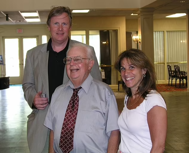 自閉症|特里普萊特(中)。(互聯網)