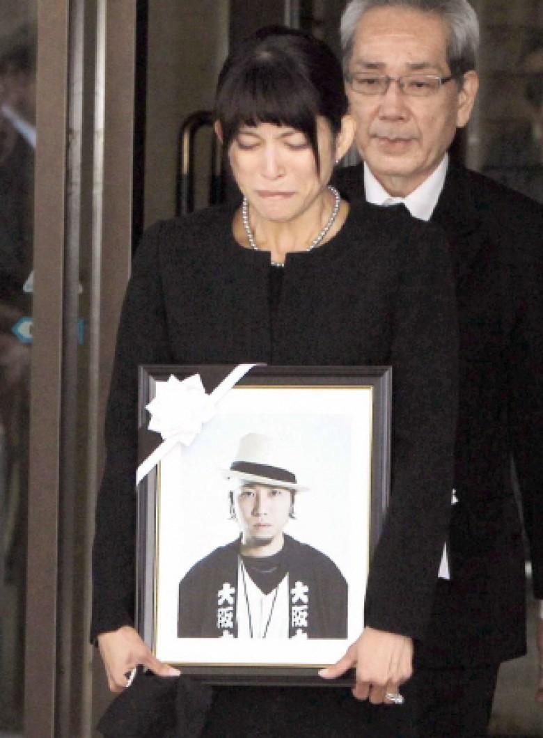 上原多香子6年前被揭因出軌導致前夫TENN自殺身亡。