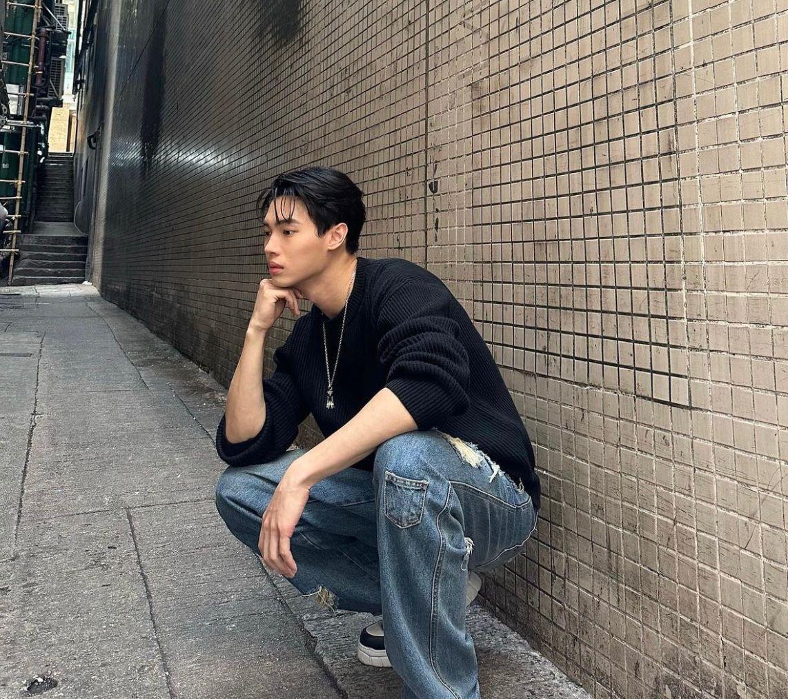 Win為孭飛的全新電影《Under Parallel Skies》來港取景。