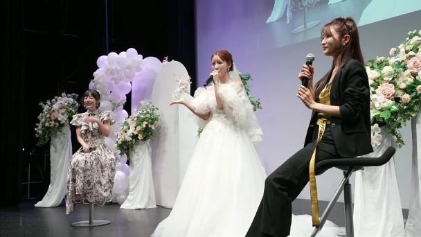 早前退役的相澤南亦有擔任嘉賓,為三上悠亞獻花。