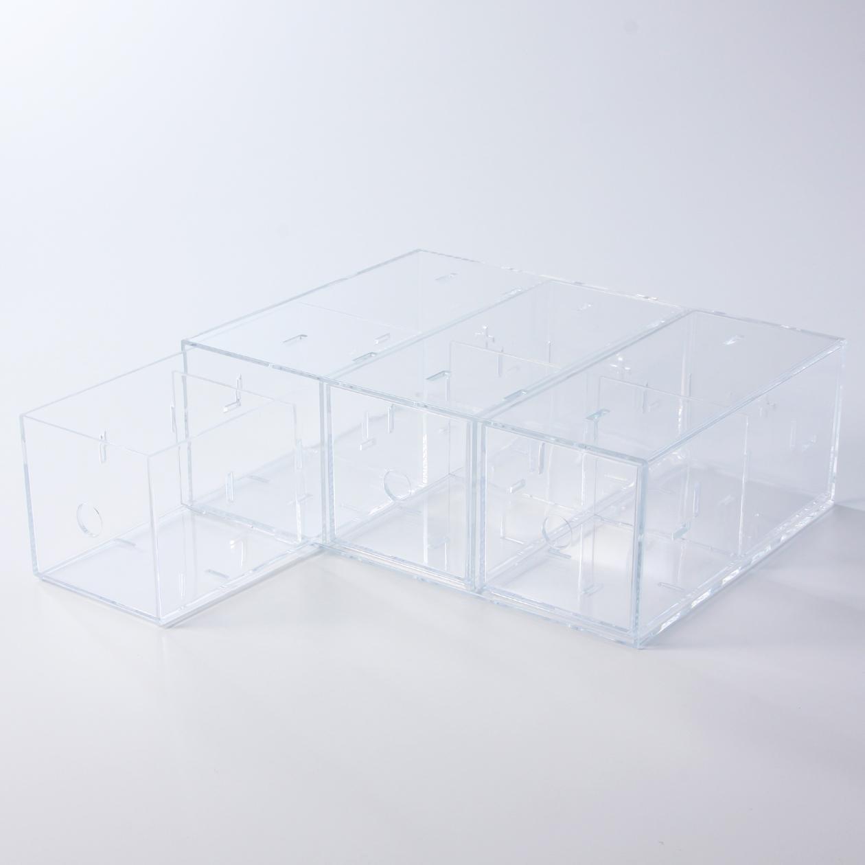 亞加力儲物│亞加力素材具高透明度,讓內存物件一目了然,方便取用。保持桌面整潔,有助提升工作及學習效率。優惠價:八折 (HK$7–$256) (原價:HK$8–$320)