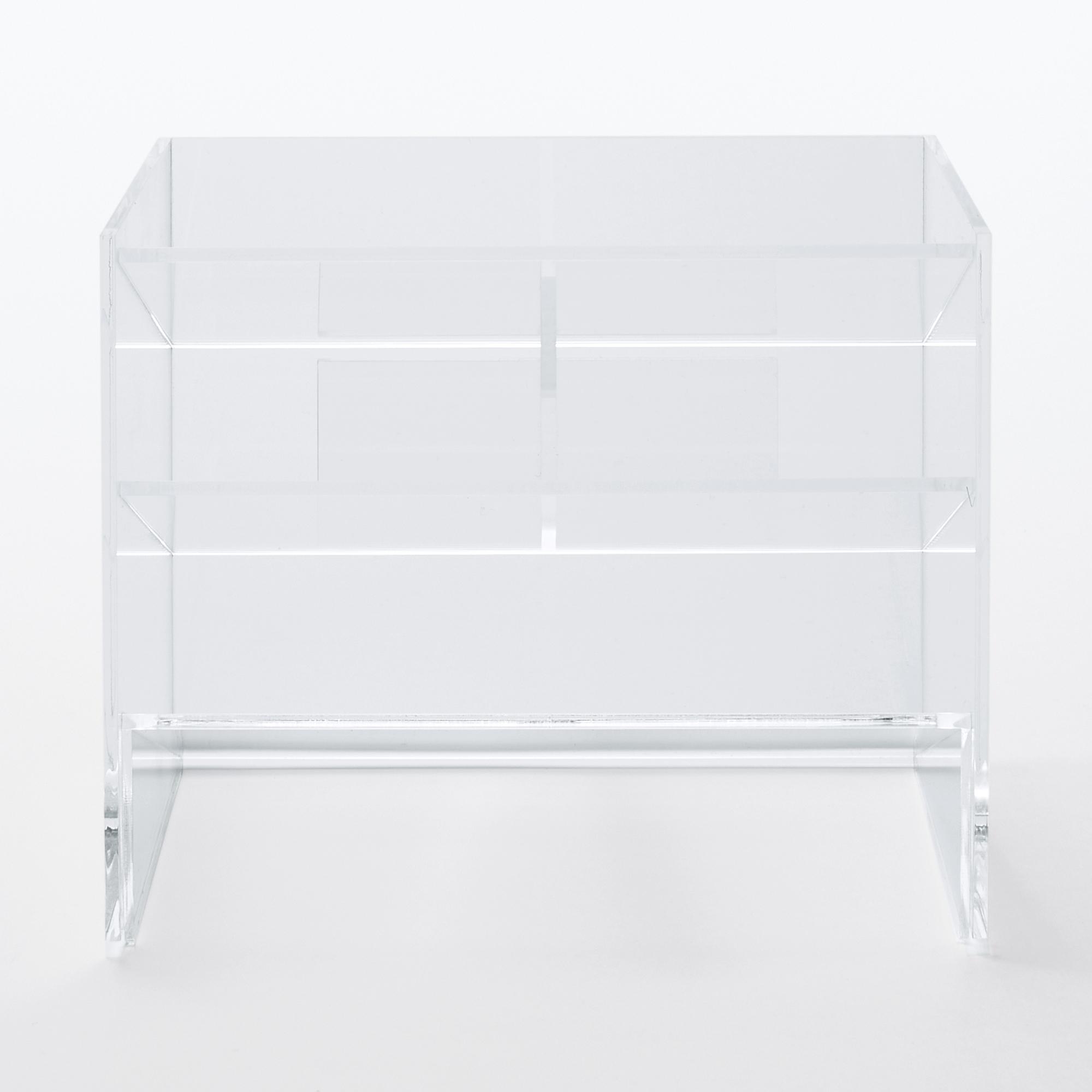 亞加力儲物│亞加力素材具高透明度,讓內存物件一目了然,方便取用。保持桌面整潔,有助提升工作及學習效率。優惠價:八折 (HK$7–$256) (原價:HK$8–$320)