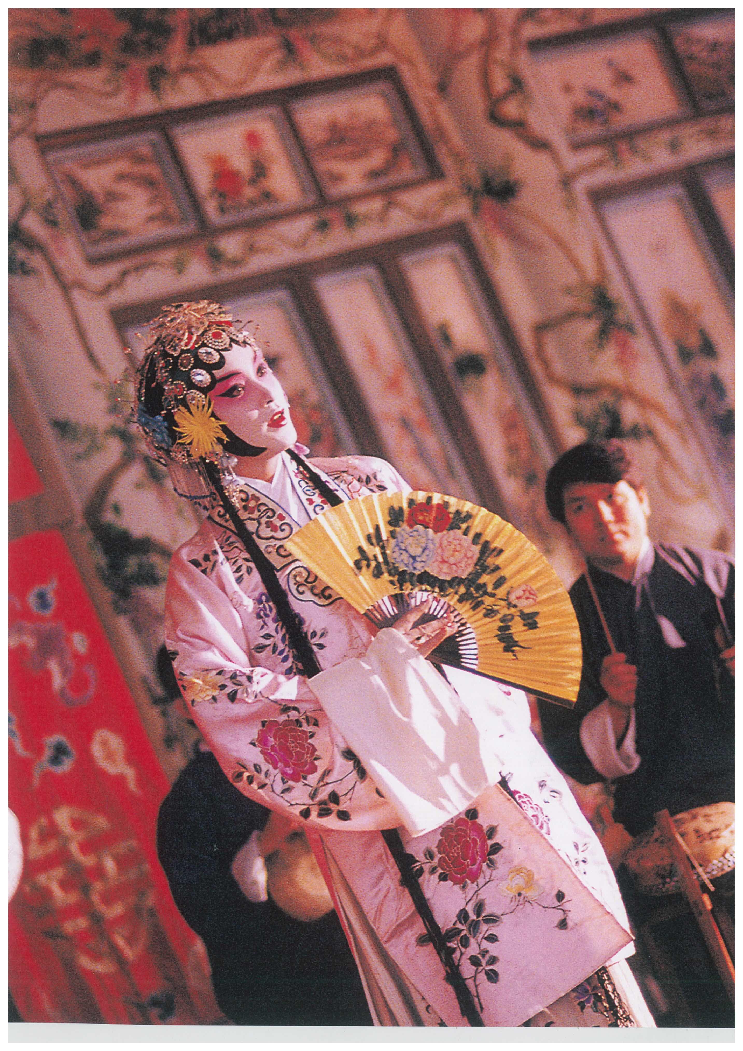 《霸王別姬》年製作費超越港幣三千多萬。