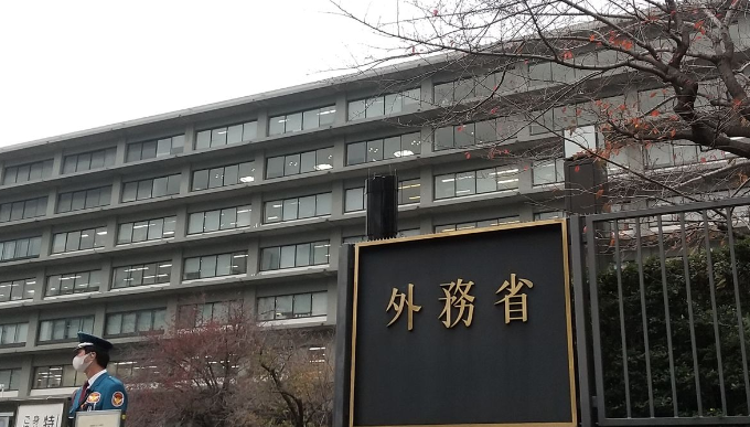 日本外務省發表聲明,呼籲在陸日本人須注意安全,尤其是外出不要大聲講日語。(圖/NNN)