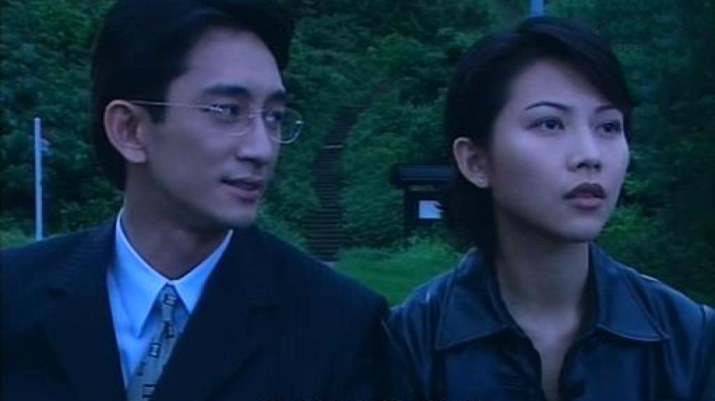 最初Jackie得知同事程至美前妻在離婚後自殺,誤會他是玩弄感情的人,後經相處了解,二人才冰釋前嫌,及後更互生好感。(網上圖片)