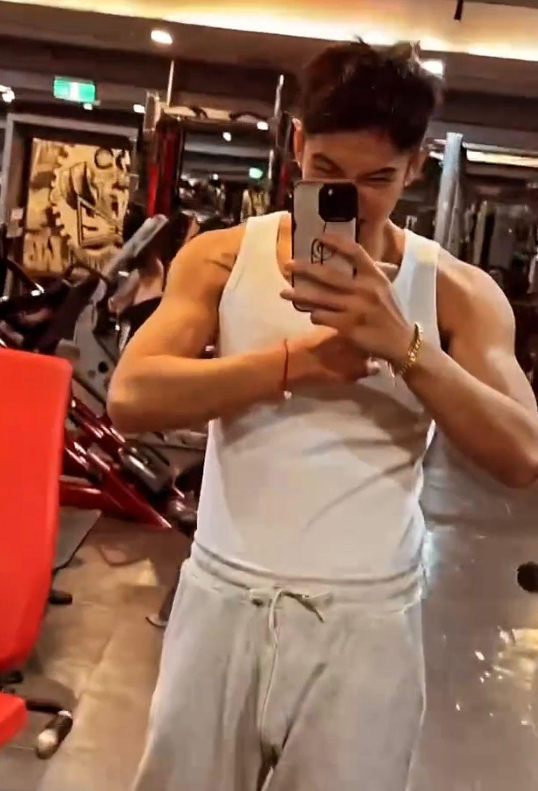 柯震東被指疑似動L。