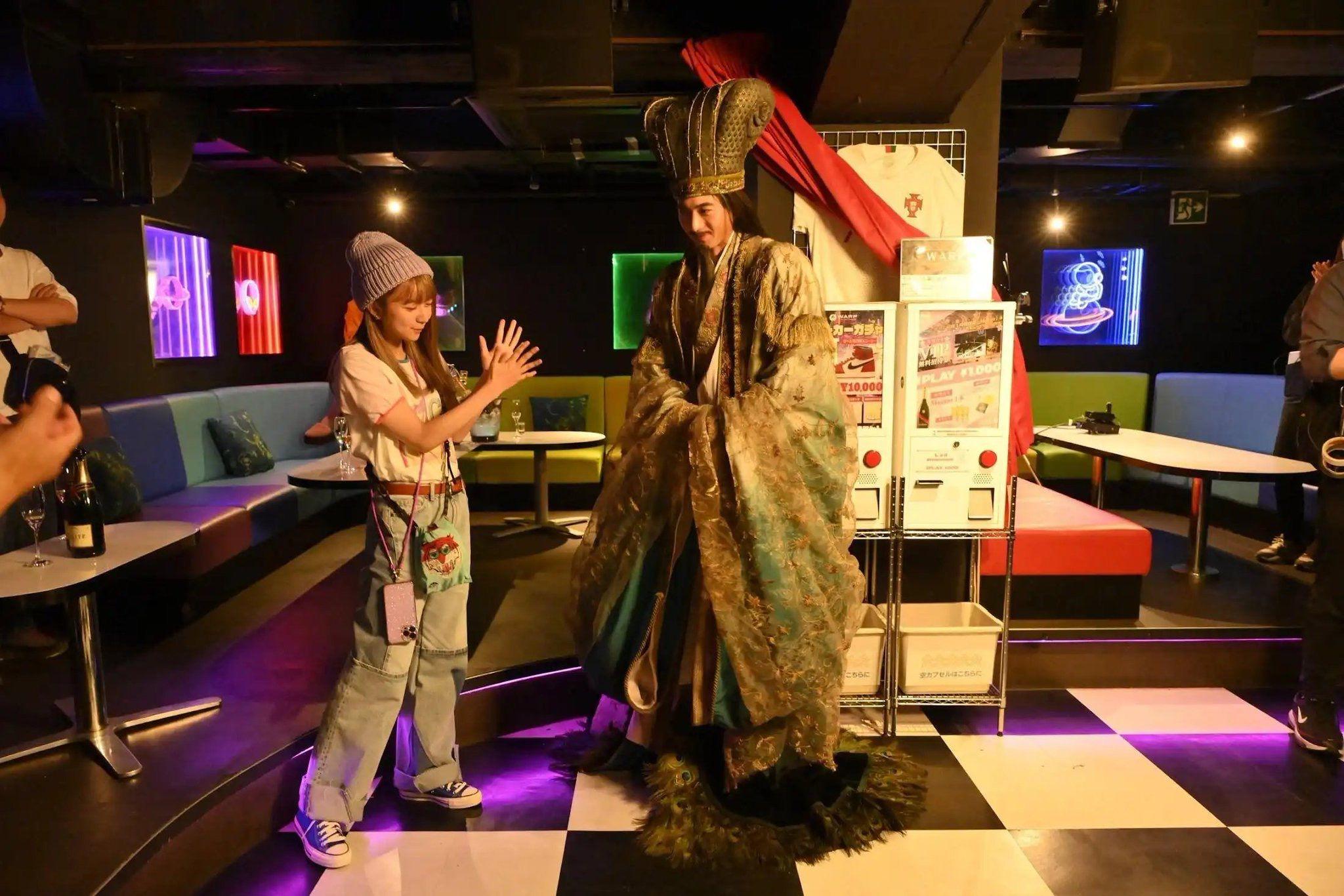 《派對咖孔明》由向井理擔任主角諸葛孔明。