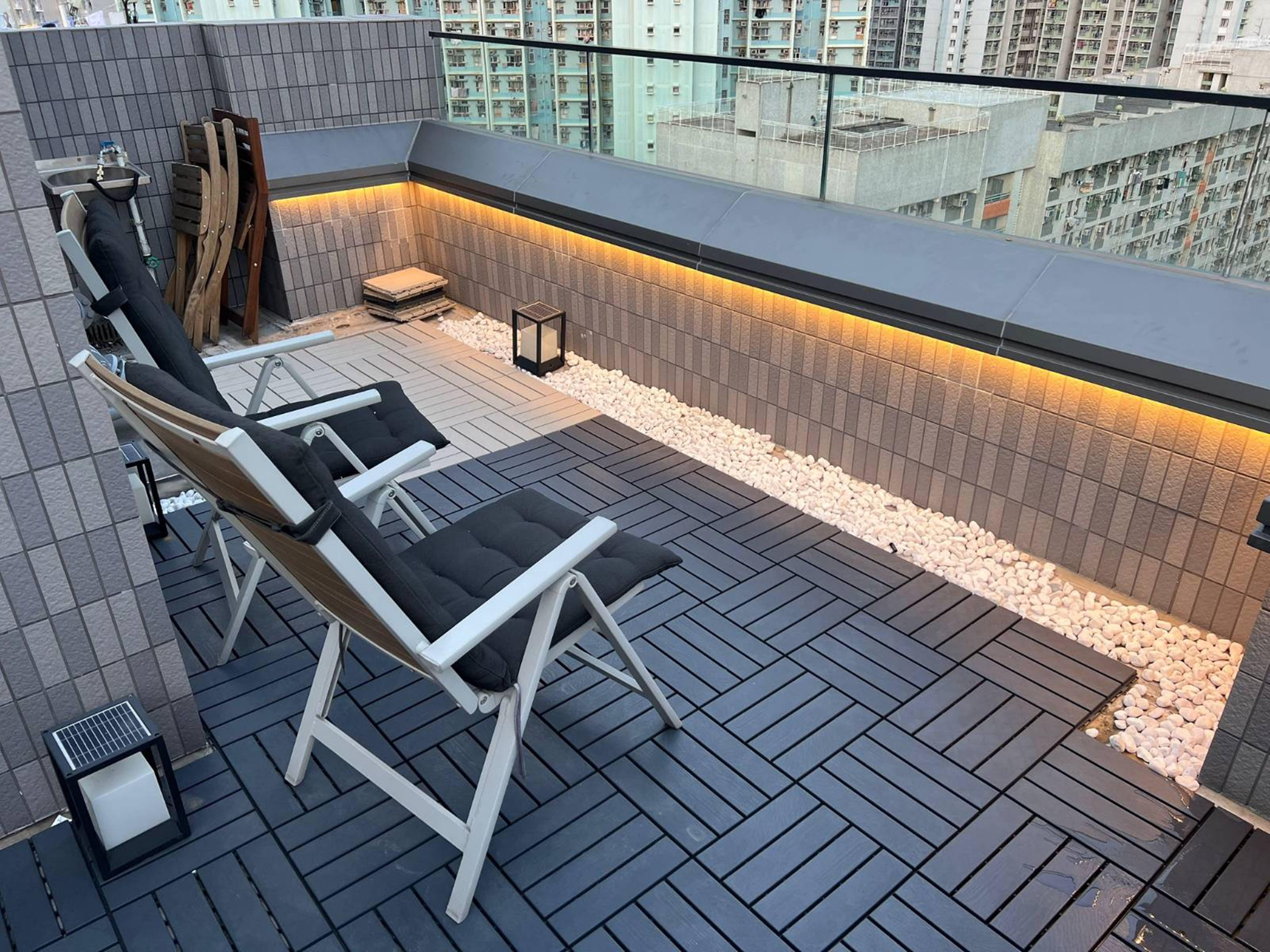 位處舊樓林立的葵芳區,經過全面大翻新的葵芳匯,外型更顯搶眼。