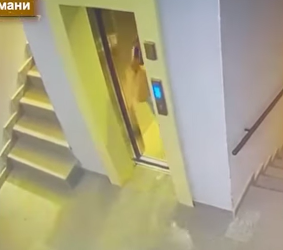 Leontyeva步入電梯。(互聯網)