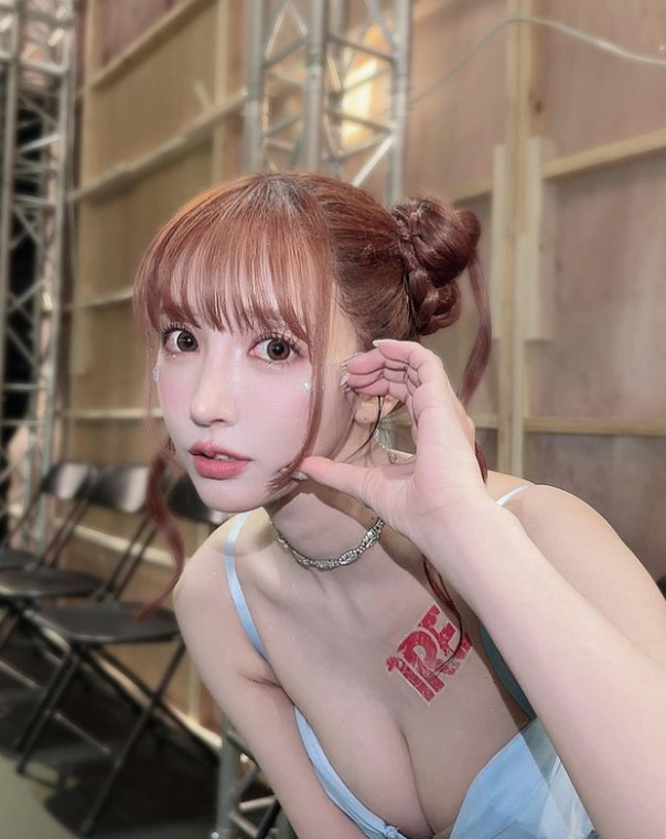 三上悠亞出席台北舉行的成人展時舉行粉絲見面會。(三上悠亞IG)