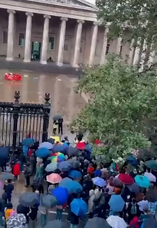 英國大英博物館外發生斬人案 一人傷 疑犯被捕 博物館關閉