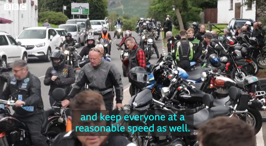 83歲婆婆生日願望「坐電單車」獲車友會相助 與末期病女兒一起圓夢