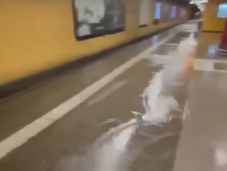 德國現「怪獸級」暴雨風,法蘭克福機場及地鐵均水浸。(互聯網)