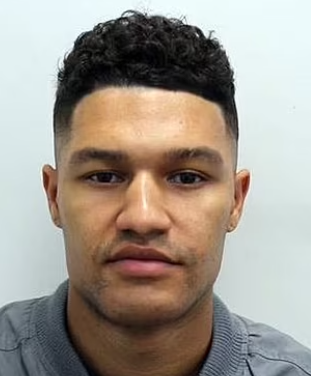 26歲疑犯Kaine White在交易當日負責接送,警方亦查到另外兩男一直有跟他聯絡。(互聯網)