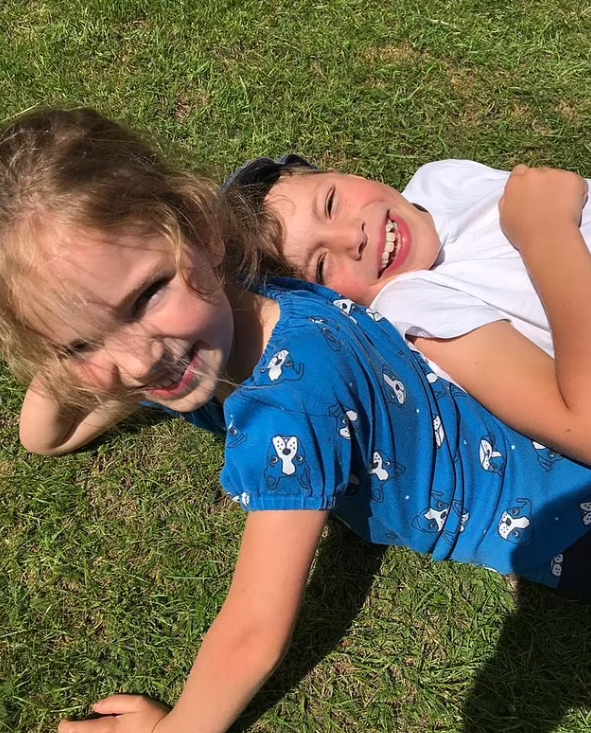 瀰漫性中線膠質瘤|史密絲及哥哥。(互聯網)