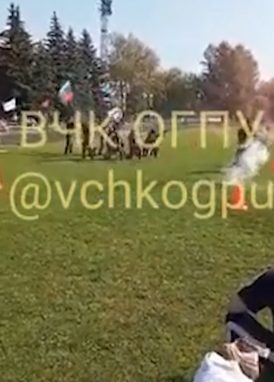 槍聲震耳欲聾。(互聯網)