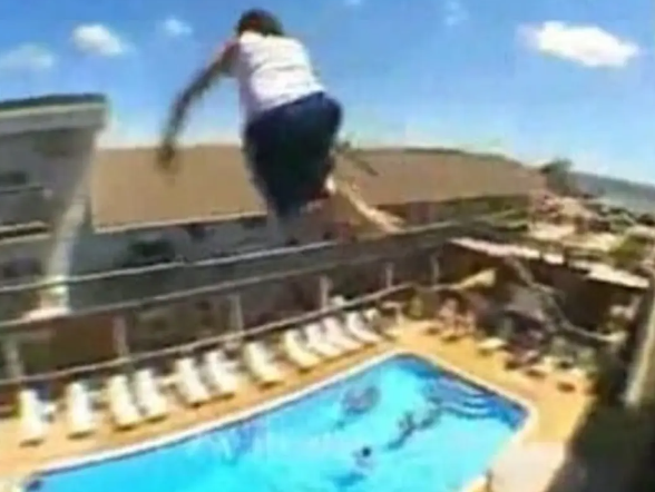 當局稱對balconing惡行忍無可忍。(資料圖片)