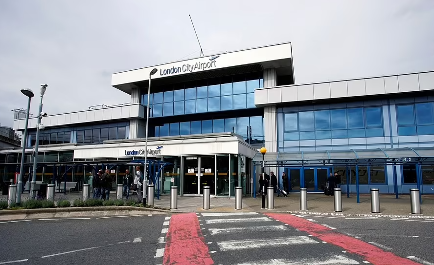 2 倫敦城市機場 (London City) 78%