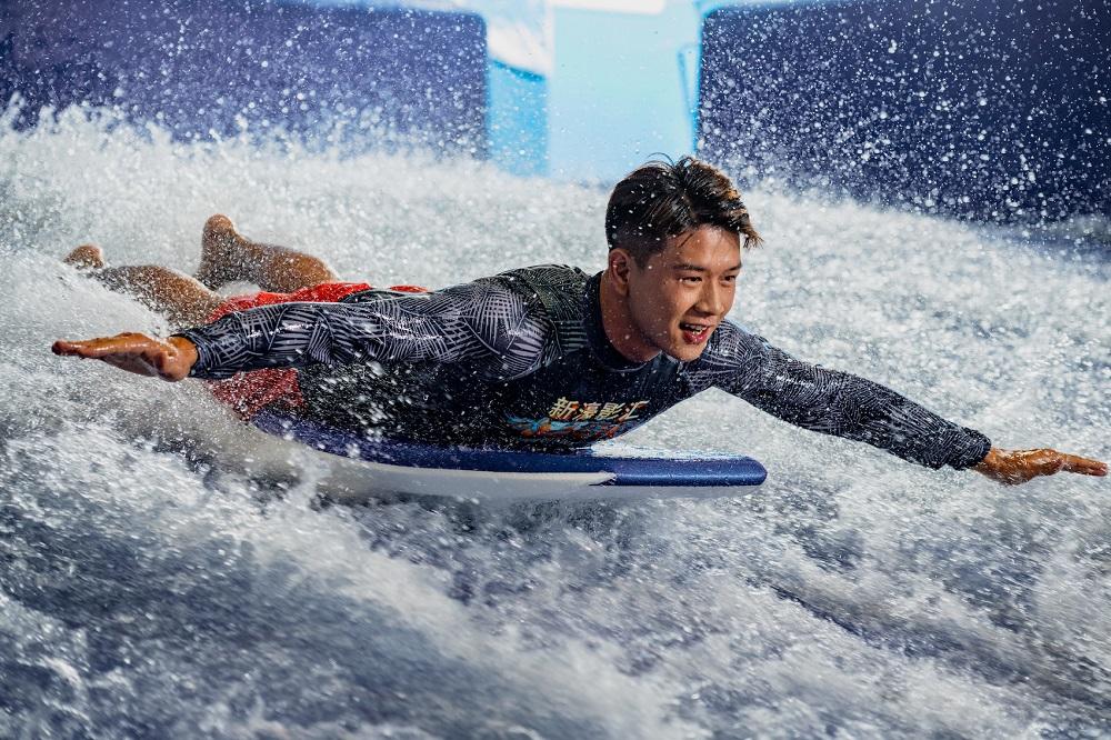 水上樂園│新濠影滙水上樂園--衝浪戰士