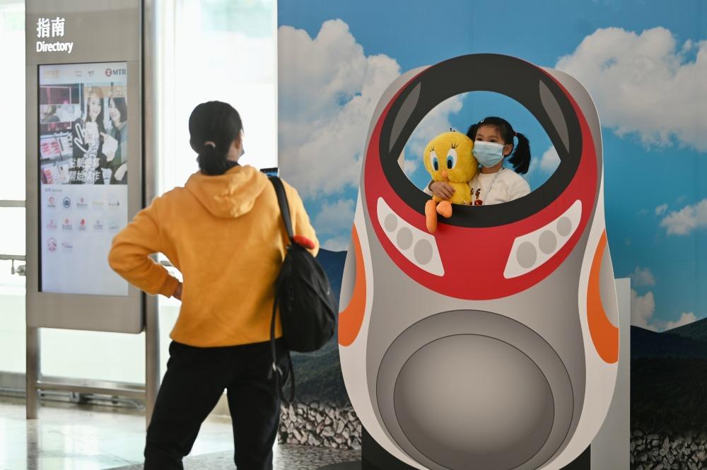 Name 高鐵推行「靈活行」,為往返深港的旅客提供更加便利的改票服務。同時鐵路部門將根據運輸能力,在確保運輸安全前提下,投放一定數額「無座票」。(圖片來源:Getty)