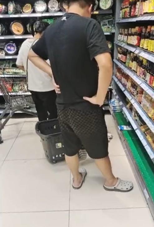 內地及南韓出現搶鹽潮,廣東鹽業:貨源充足。(X)