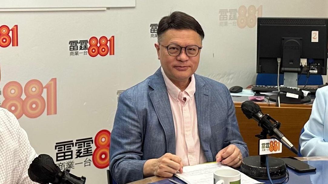 許樹昌:現時樣本過境有很多限制冀政府解決。(商業電台)