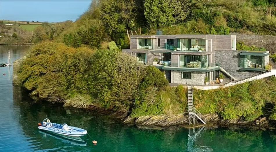 據指,這公寓是英國有史以來抽獎中頒發的最大的房屋獎品,並且免抵押貸款,涵蓋所有印花稅和法律費用。(網上圖片)