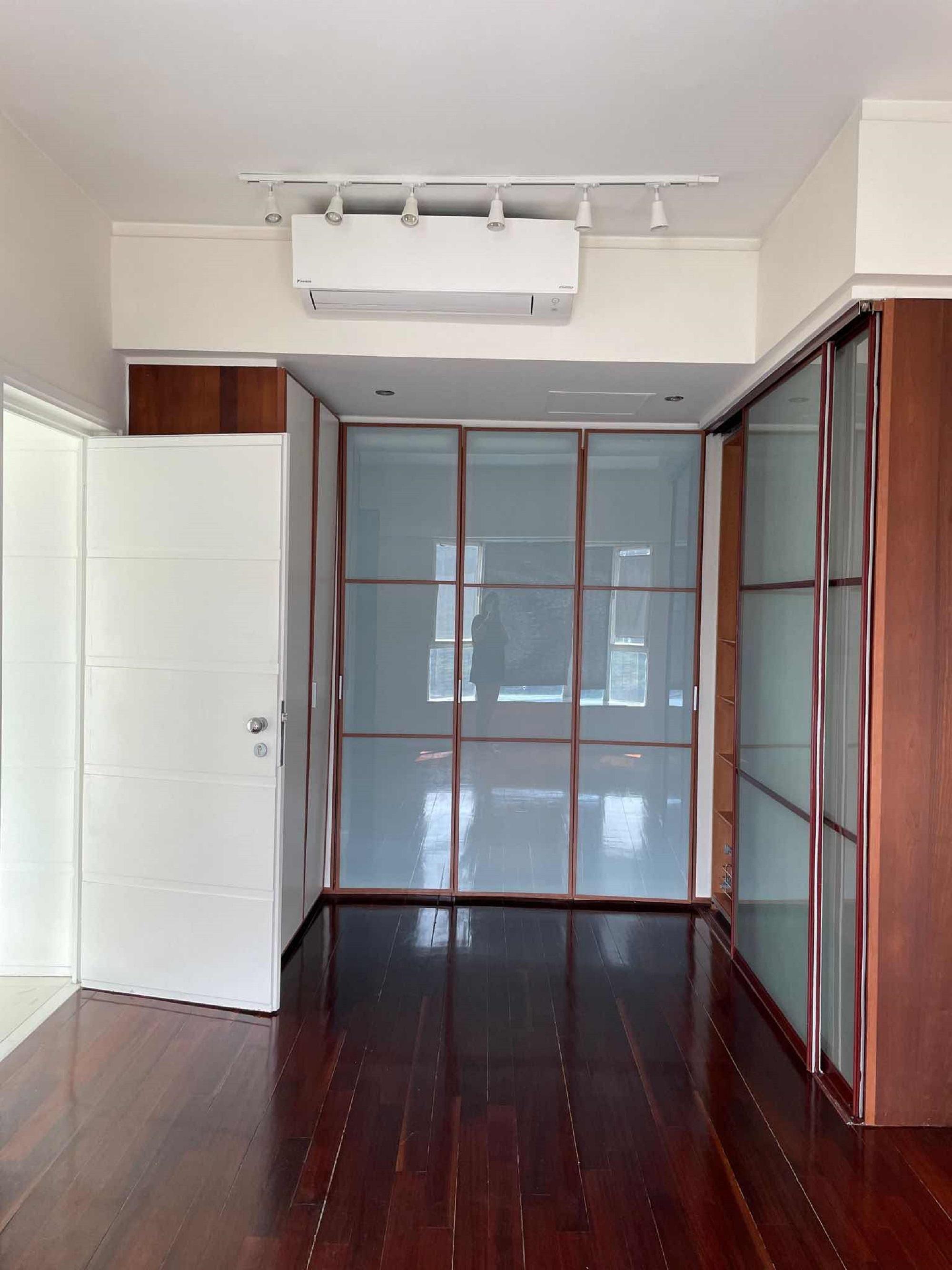 單位設有不少儲物櫃,相當實用。