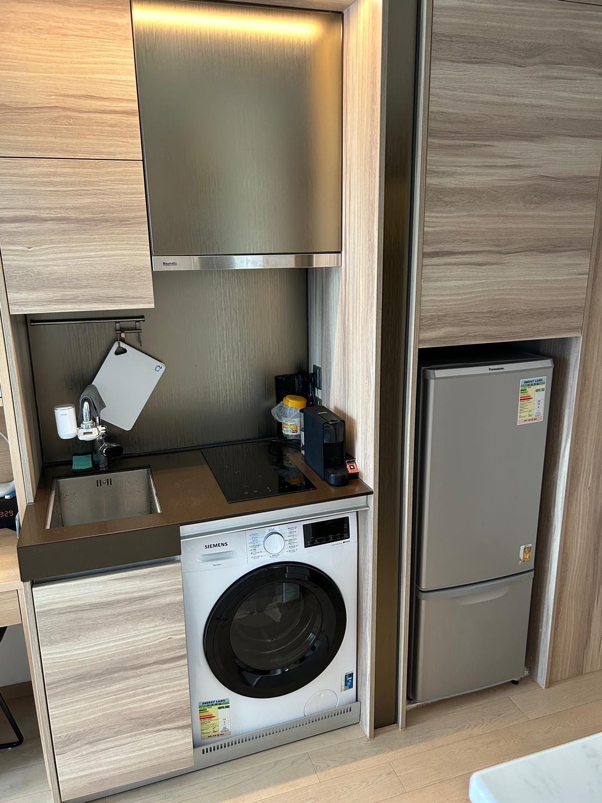 廚房基本家電及用具齊全,新淨實用。